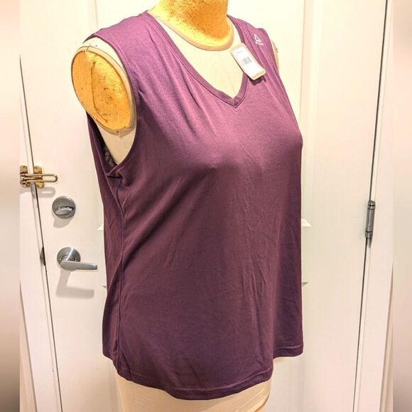 $5 Item! NWT Reebok 2X Supreme Tee Speedwick Purple Sleeveless Workout Top - Picture 2 of 9